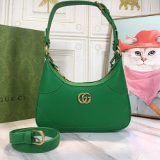 Gucci Hobo Bags